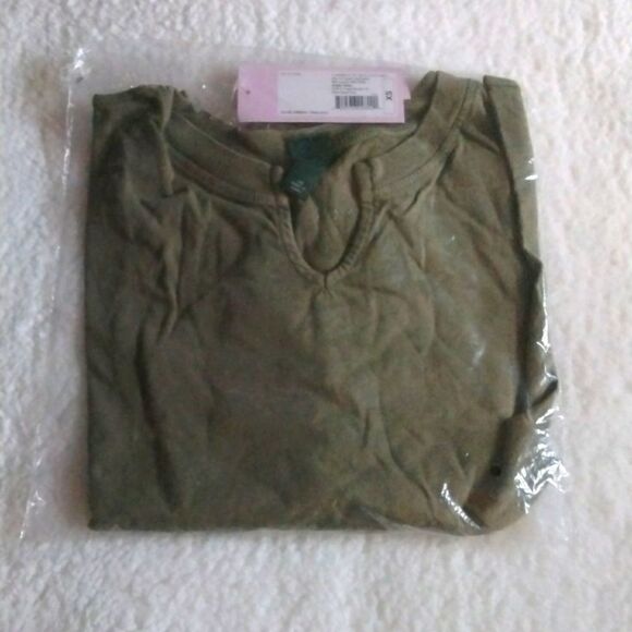 NWT Women's Notch Crop LS T-Shirt - Picture 4 of 4